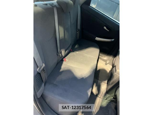 Toyota PRIUS 2010-02 8661081-11