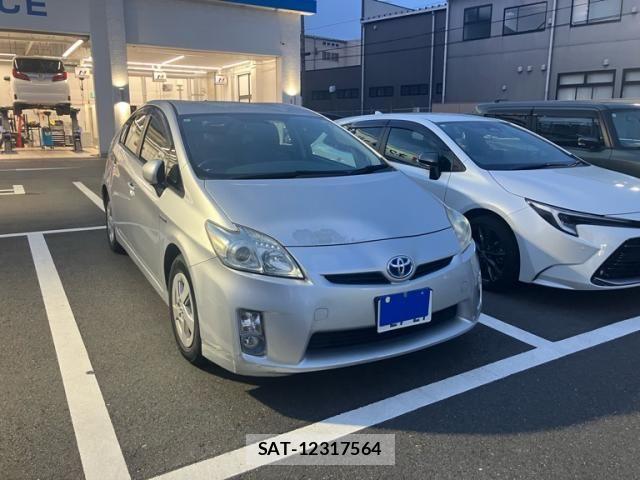 Toyota PRIUS 2010-02 8661081-1