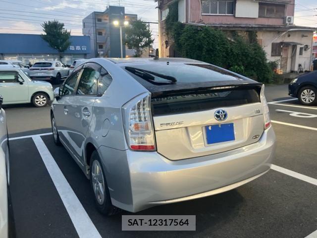 Toyota PRIUS 2010-02 8661081-4