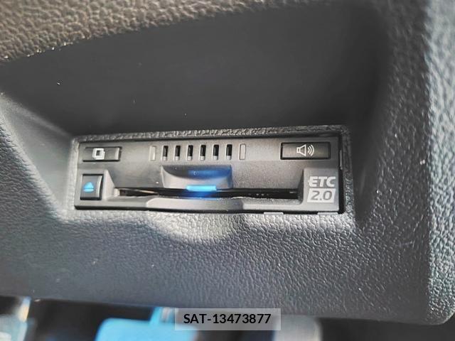 Toyota PRIUS 2021-09 8666744-20