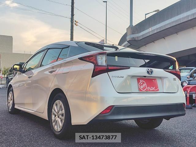 Toyota PRIUS 2021-09 8666744-3