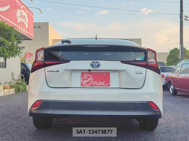 Toyota PRIUS 2021-09 8666744-4