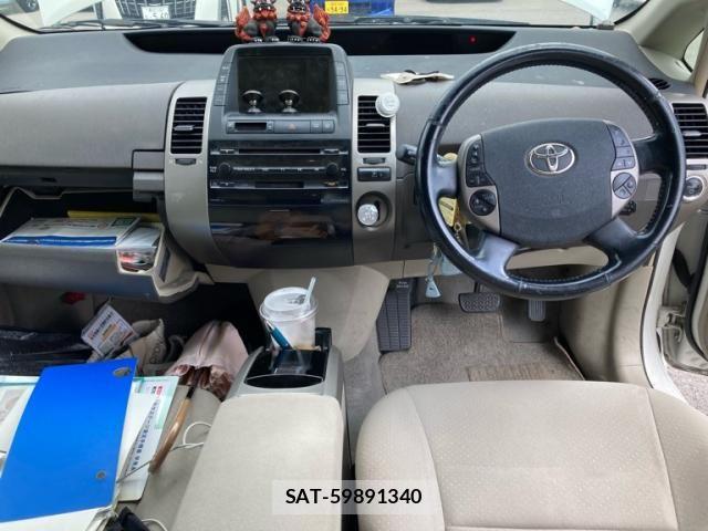 Toyota PRIUS 2009-01 8661075-11