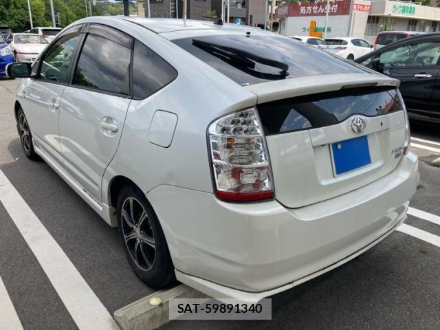 Toyota PRIUS 2009-01 8661075-3