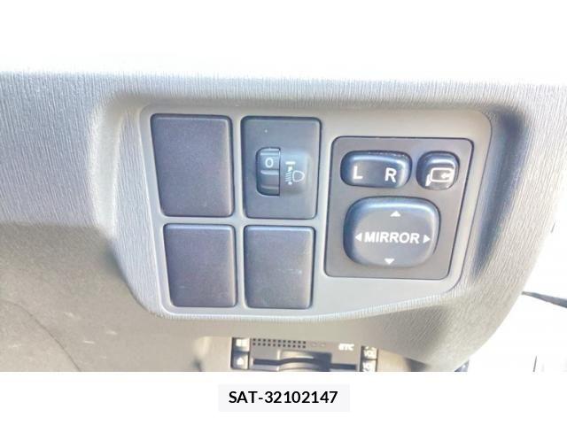 Toyota PRIUS 2009-09 8661073-14