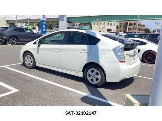 Toyota PRIUS 2009-09 8661073-1