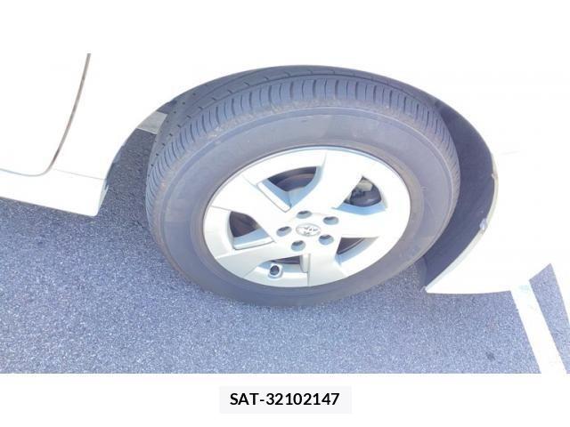 Toyota PRIUS 2009-09 8661073-6
