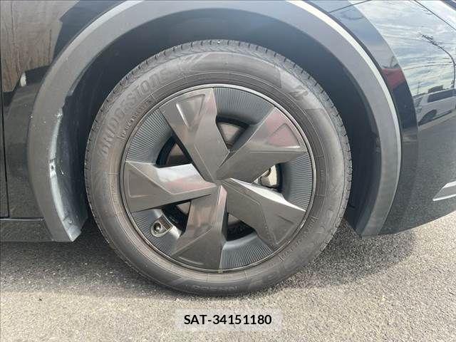Toyota PRIUS 2023-04 8666743-26