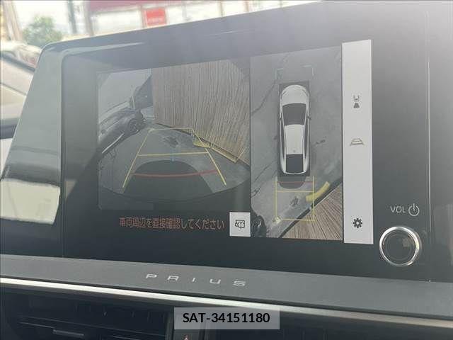 Toyota PRIUS 2023-04 8666743-6