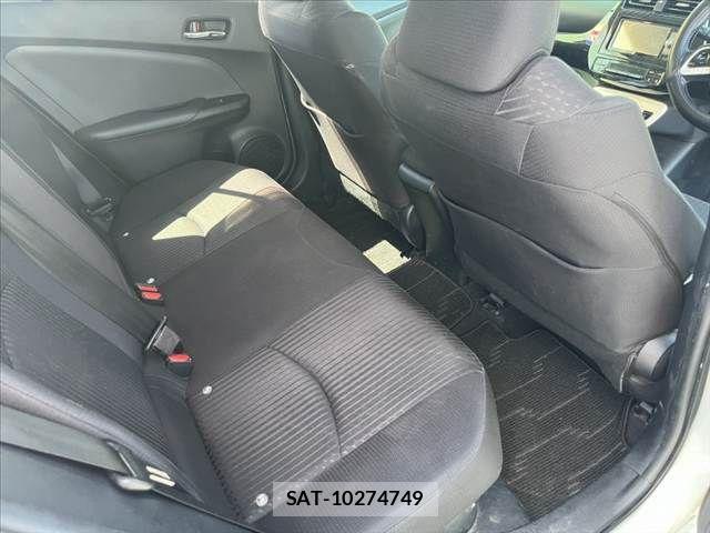 Toyota PRIUS 2017-10 8661044-12