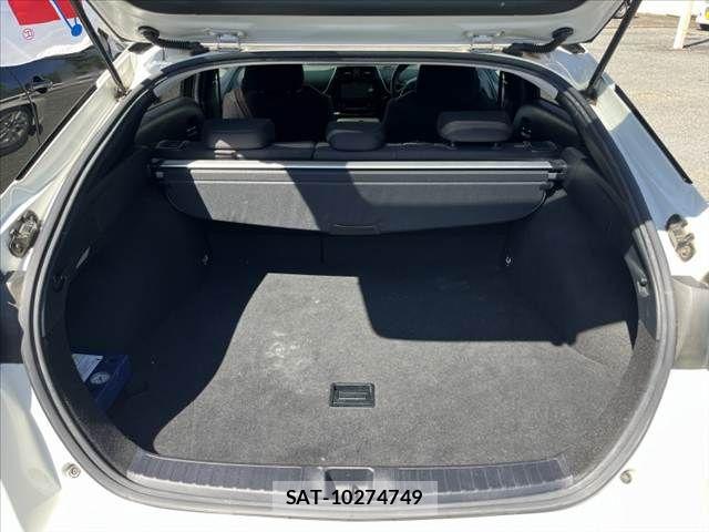 Toyota PRIUS 2017-10 8661044-15