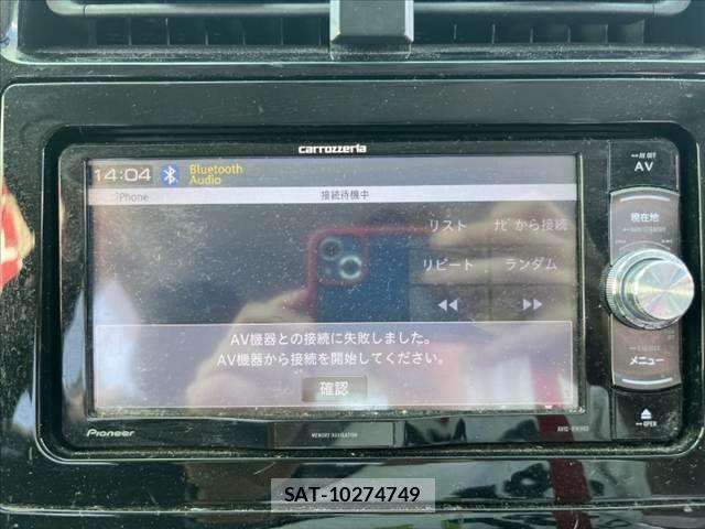 Toyota PRIUS 2017-10 8661044-25