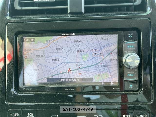 Toyota PRIUS 2017-10 8661044-27