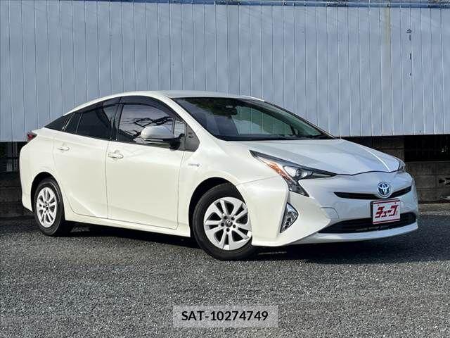 Toyota PRIUS 2017-10 8661044-4