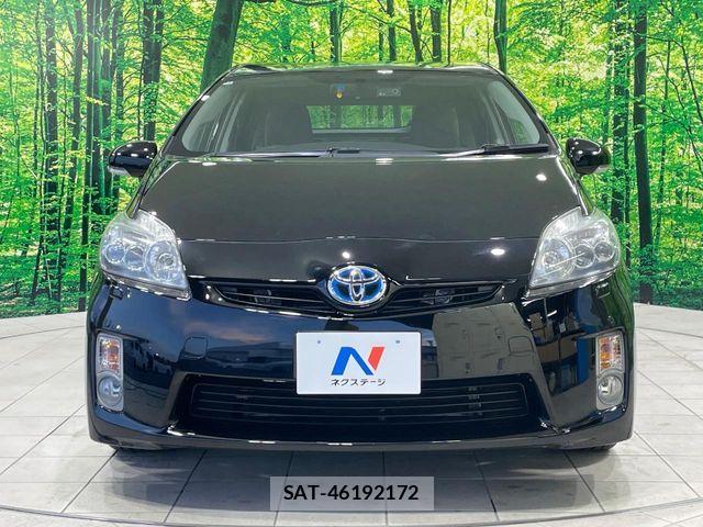 Toyota PRIUS 2010-12 8661059-13
