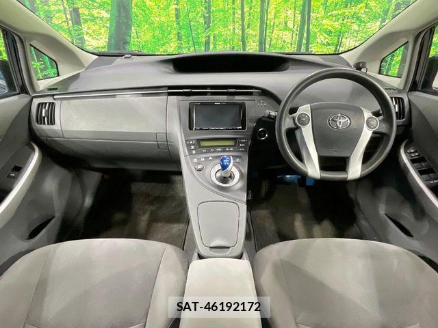 Toyota PRIUS 2010-12 8661059-1