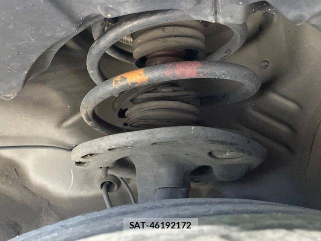 Toyota PRIUS 2010-12 8661059-19