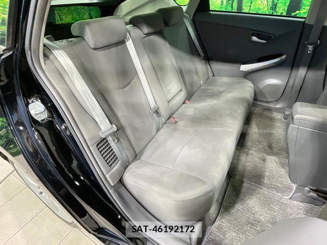 Toyota PRIUS 2010-12 8661059-8
