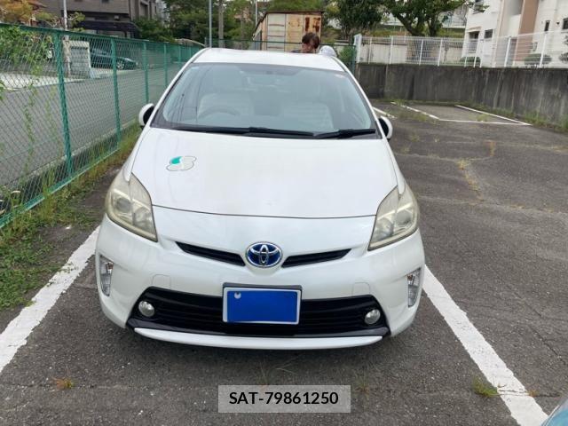 Toyota PRIUS 2014-10 8661066-0