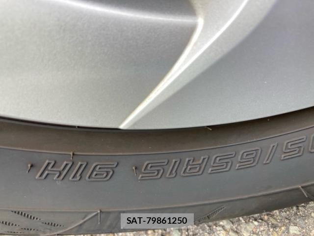 Toyota PRIUS 2014-10 8661066-10