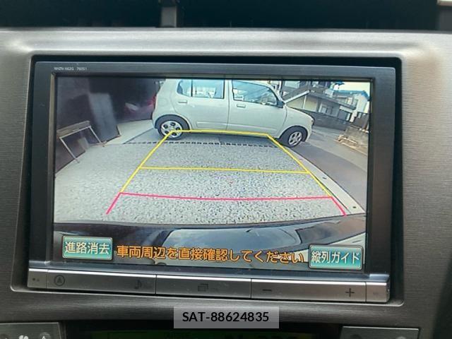Toyota PRIUS 2014-03 8661067-19