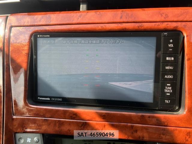 Toyota PRIUS 2013-10 8666757-12