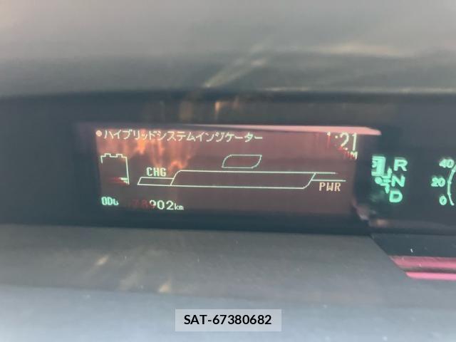 Toyota PRIUS 2010-04 8661098-21