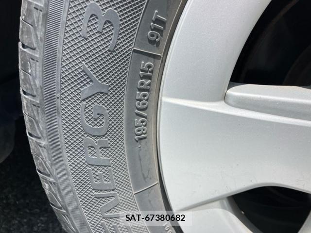 Toyota PRIUS 2010-04 8661098-6