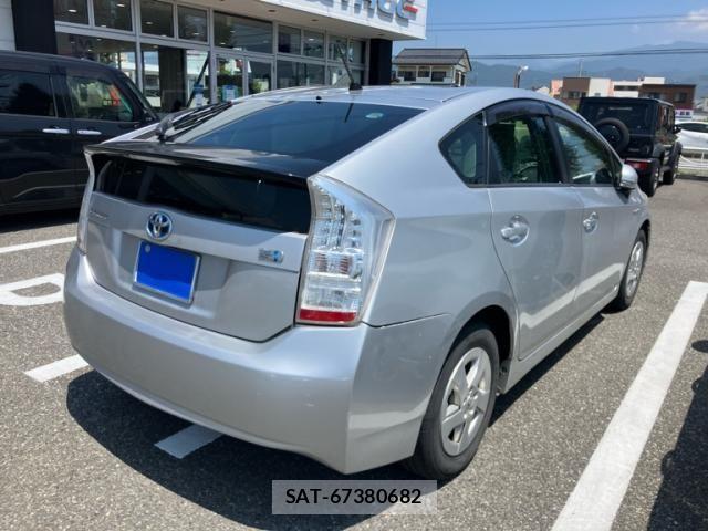 Toyota PRIUS 2010-04 8661098-7