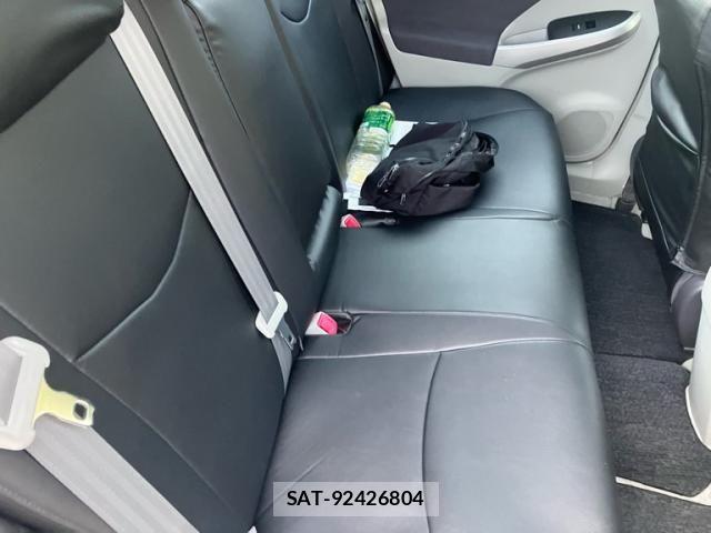 Toyota PRIUS 2011-06 8661076-9
