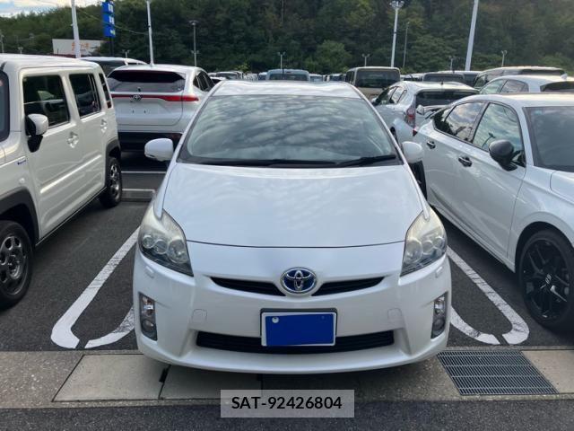 Toyota PRIUS 2011-06 8661076-1