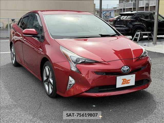 Toyota PRIUS 2016-08 8661039-4