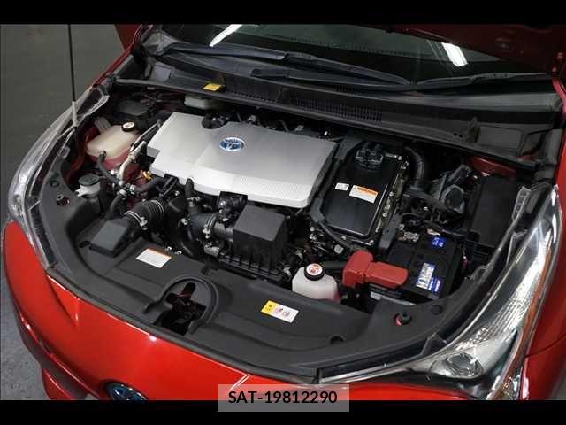 Toyota PRIUS 2016-06 8661026-19