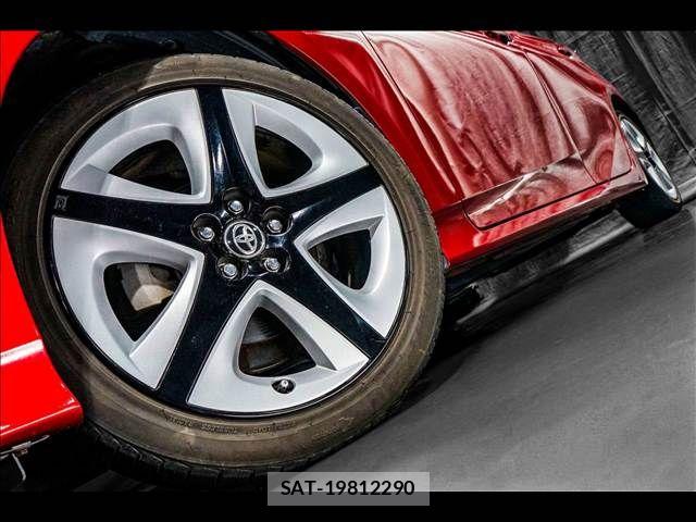 Toyota PRIUS 2016-06 8661026-3