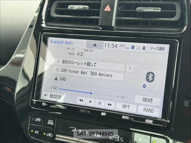 Toyota PRIUS 2020-08 8666742-10