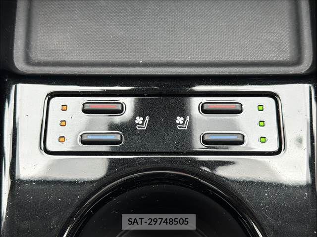 Toyota PRIUS 2020-08 8666742-13
