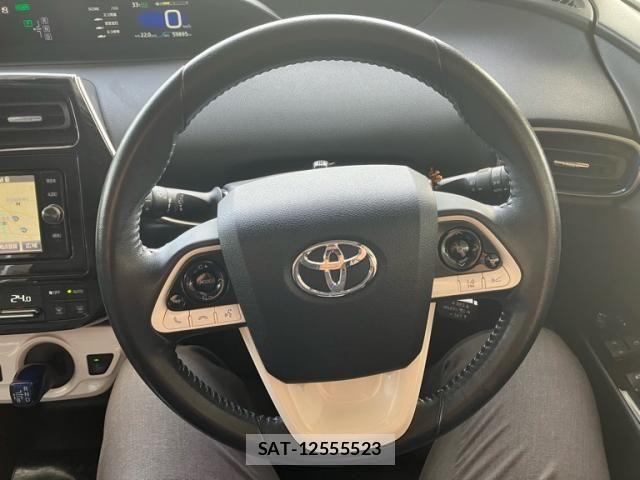 Toyota PRIUS 2018-03 8661041-15