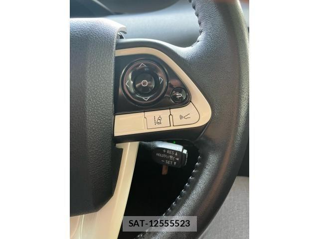 Toyota PRIUS 2018-03 8661041-16