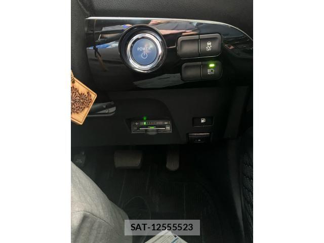 Toyota PRIUS 2018-03 8661041-18