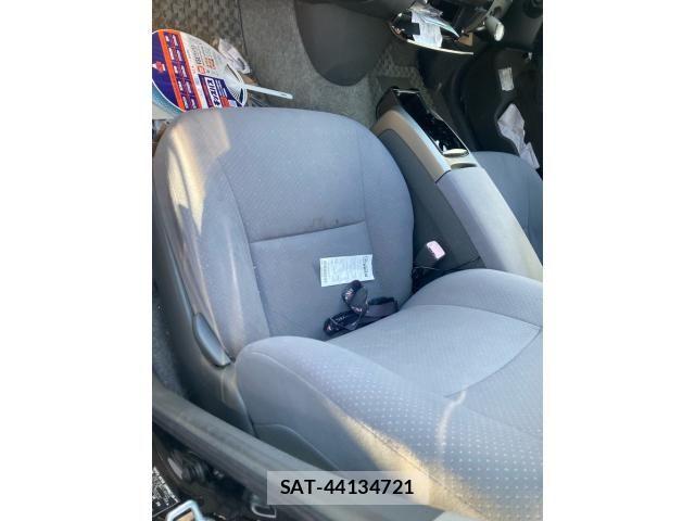 Toyota PRIUS 2009-09 8661070-11