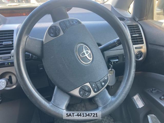 Toyota PRIUS 2009-09 8661070-12