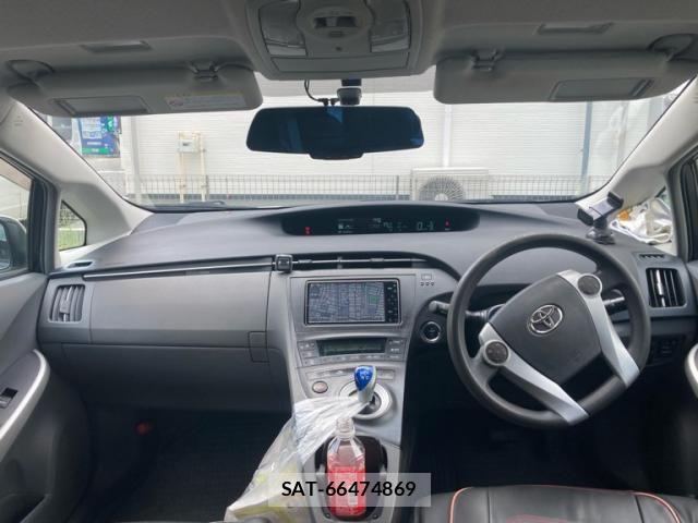 Toyota PRIUS 2010-03 8661086-11