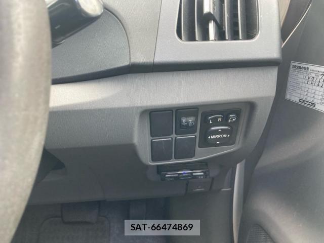 Toyota PRIUS 2010-03 8661086-14