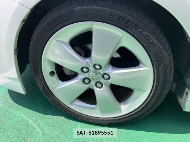 Toyota PRIUS 2012-04 8661080-12