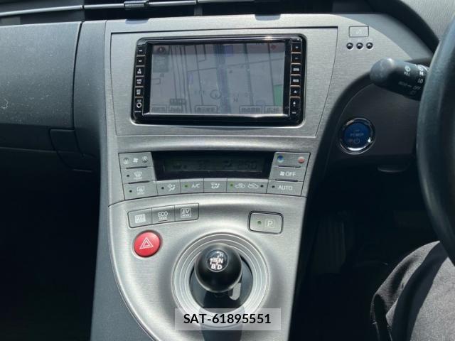 Toyota PRIUS 2012-04 8661080-15