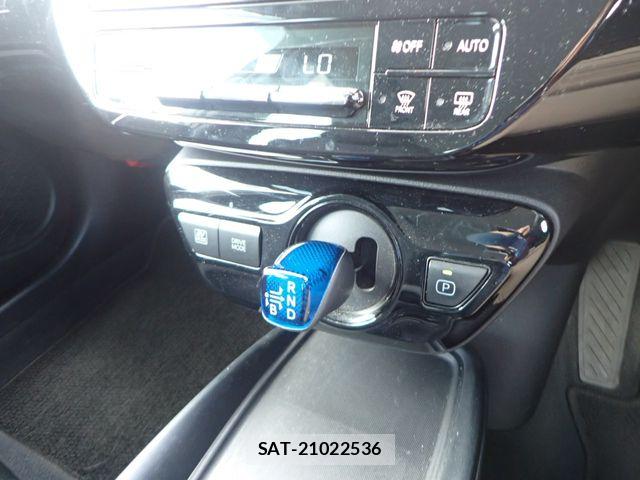 Toyota PRIUS 2021-07 8666748-19
