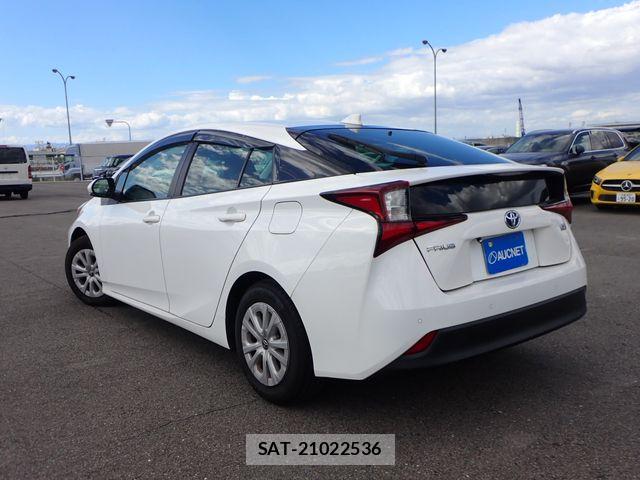 Toyota PRIUS 2021-07 8666748-2