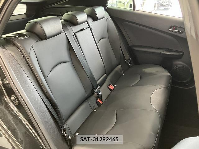 Toyota PRIUS 2022-10 8661009-11