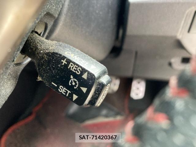 Toyota PRIUS 2014-01 8661069-13