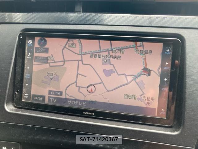 Toyota PRIUS 2014-01 8661069-17